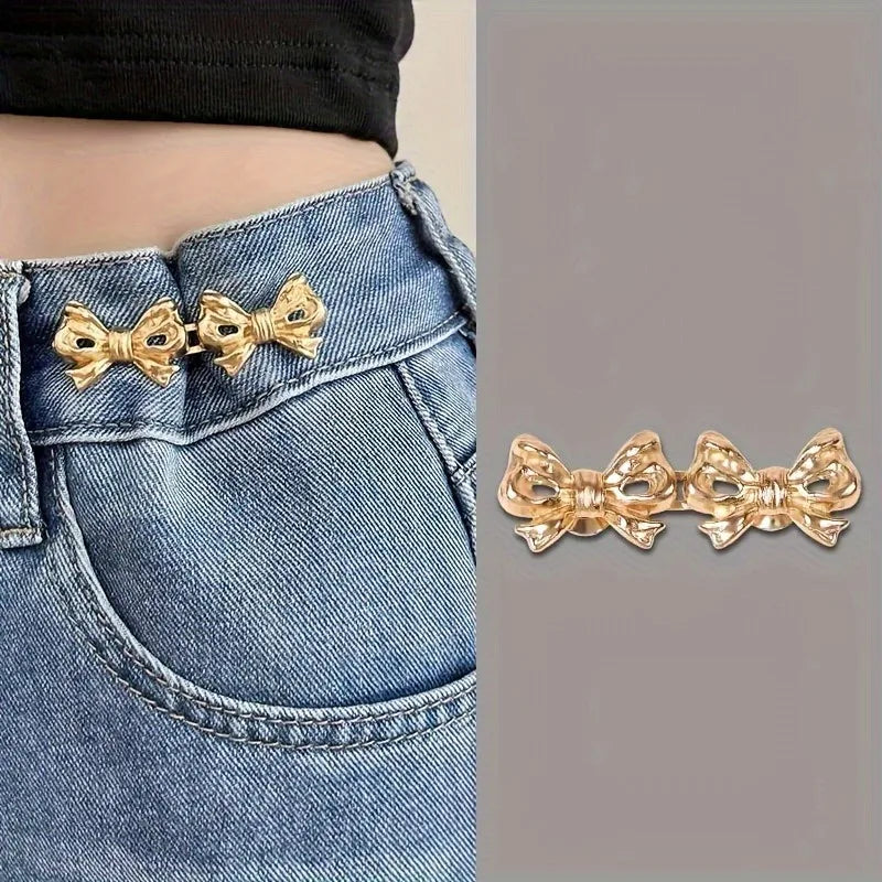 Adjustable buckles that tighten the waist